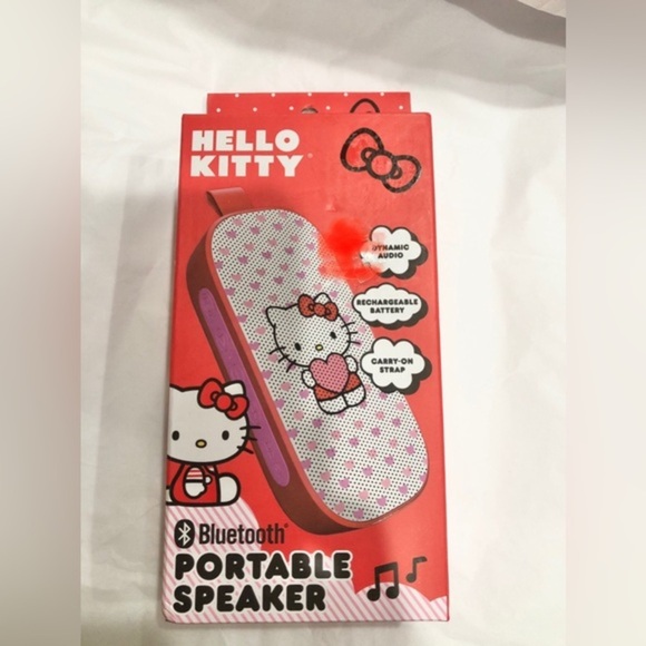 Hello Kitty‎ pink heart pattern portable bluetooth speaker brand new - Picture 5 of 5